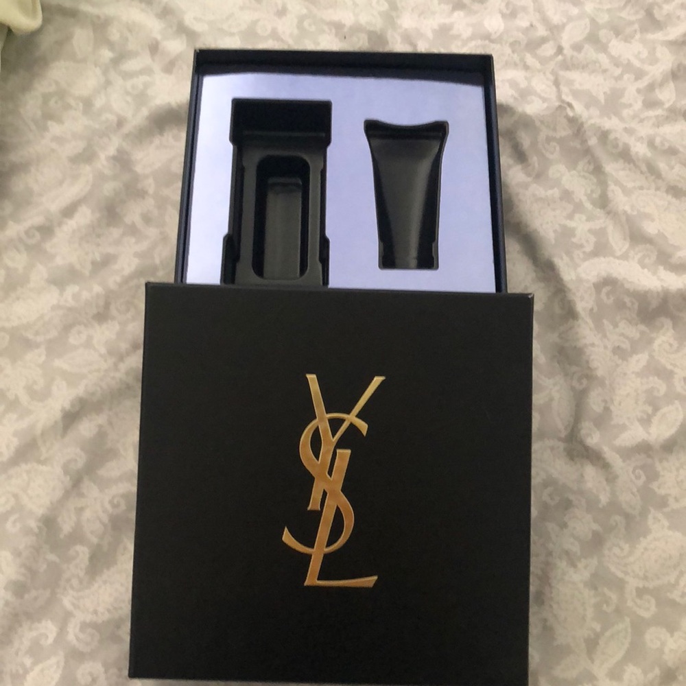 Yvess sain Laurent just the box